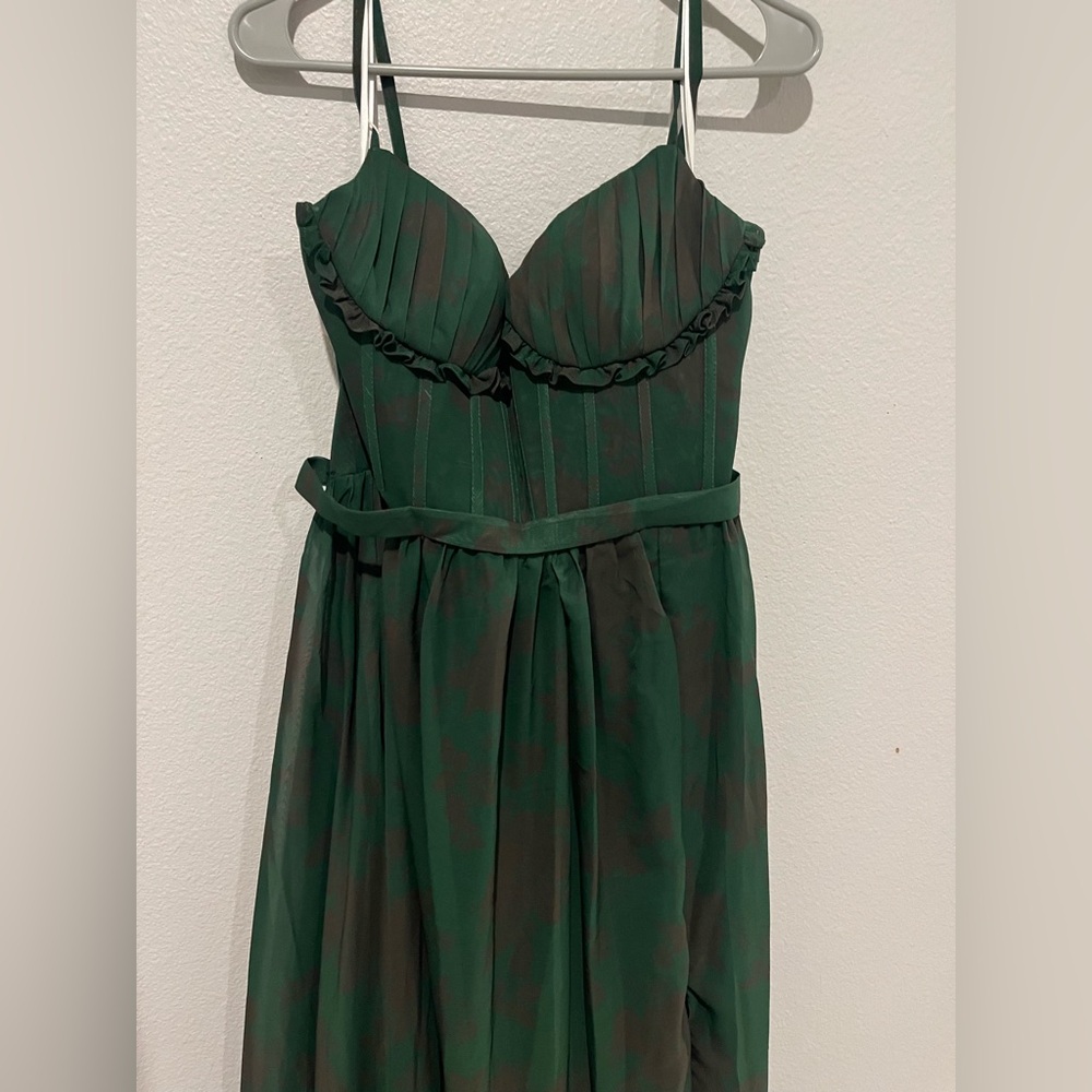 Elegant Green Floral Maxi Dress Sz 8 - Picture 6 of 8